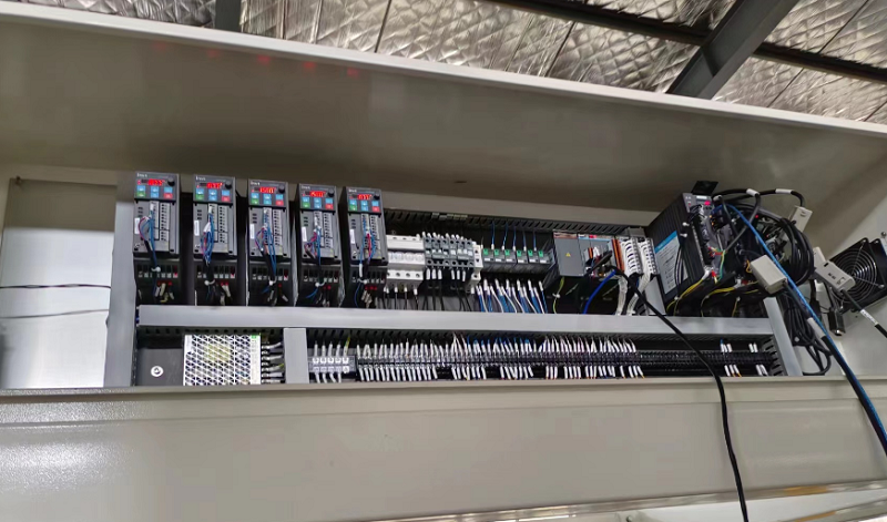 電控柜.png 電控柜.png